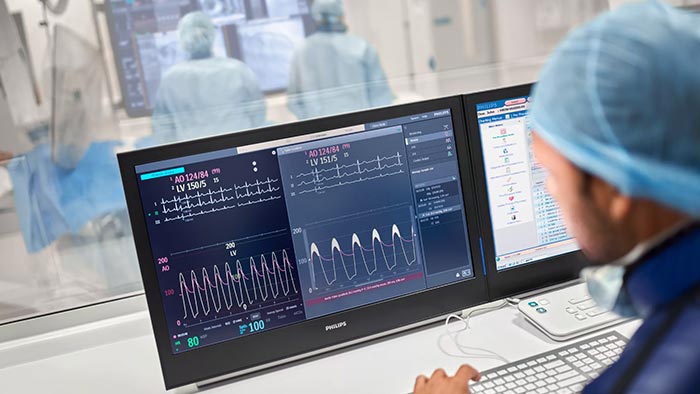 Sistema hemodin&aacute;mico intervencionista de Philips